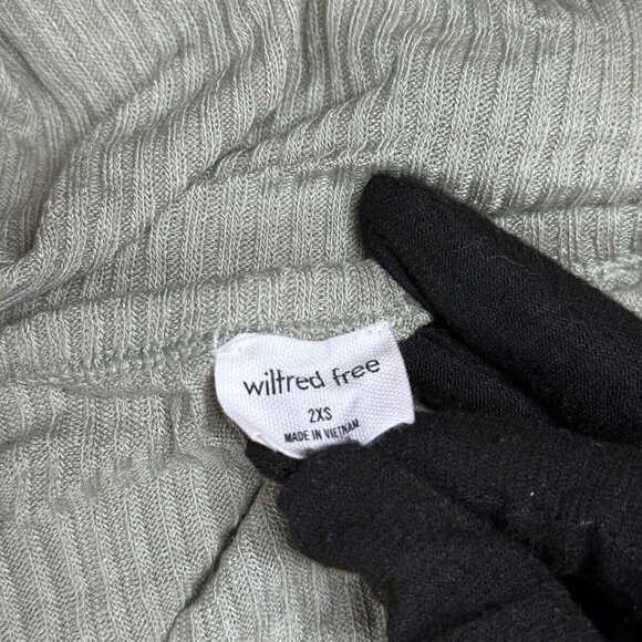 Wilfred Free Top 2XS Womens Sage Green Ribbed Long Sleeve Button Up V Neck XXS - Picture 6 of 8